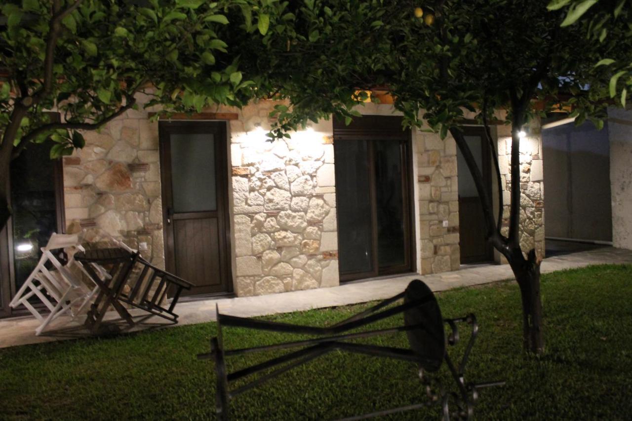 Apartmán Citrus Garden Nea Skioni Exteriér fotografie